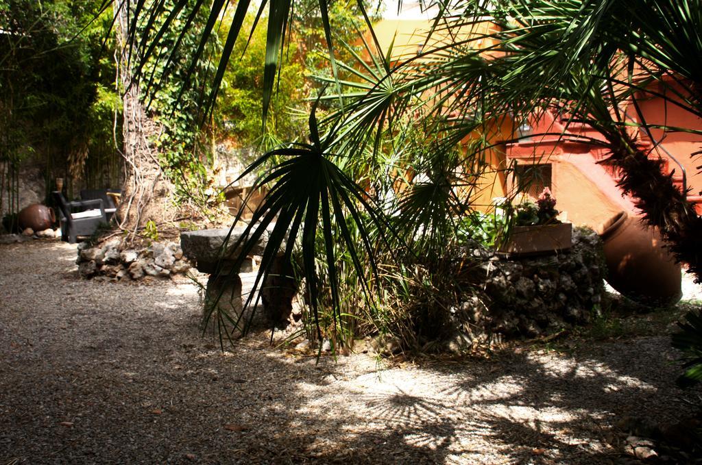 S'Hostal D'Esporles Exterior foto