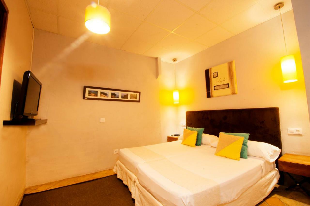 S'Hostal D'Esporles Exterior foto
